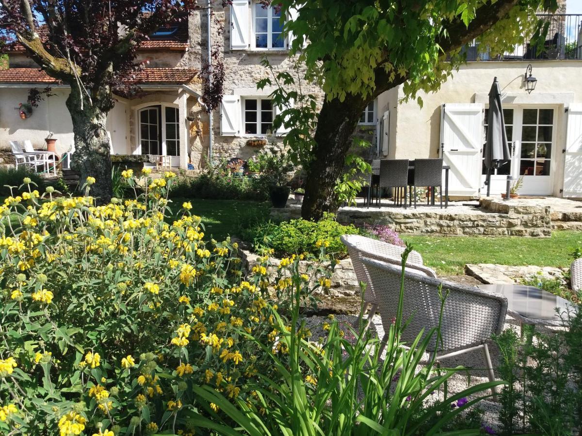Les Trois Prunelles Saint-Pierre-Toirac Eksteriør bilde